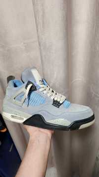 Air Jordan 4 University Blue. 42,5