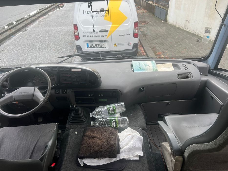 Toyota Optimo 2k Ano 2010 minibus/ autocarro 27 L