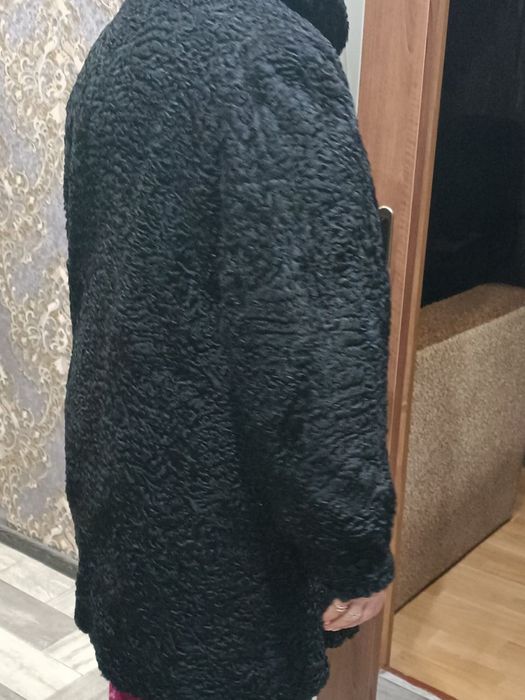Шубка до колена каракуль натуральный