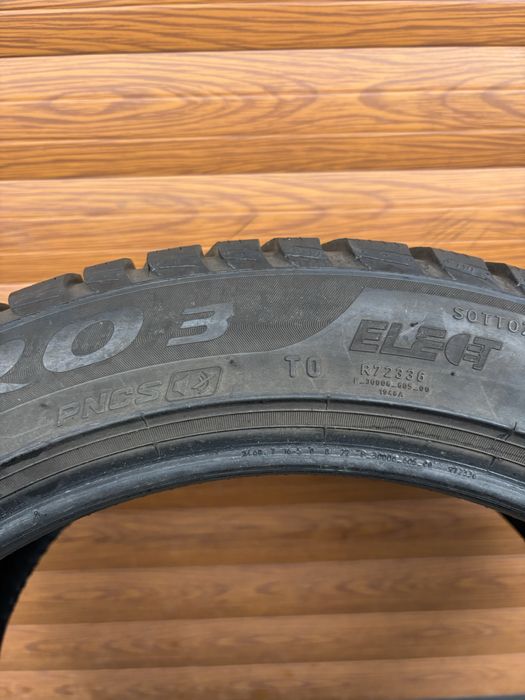 235/45/18 Pirelli 4 opony zimowe 6.26mm 2022r
