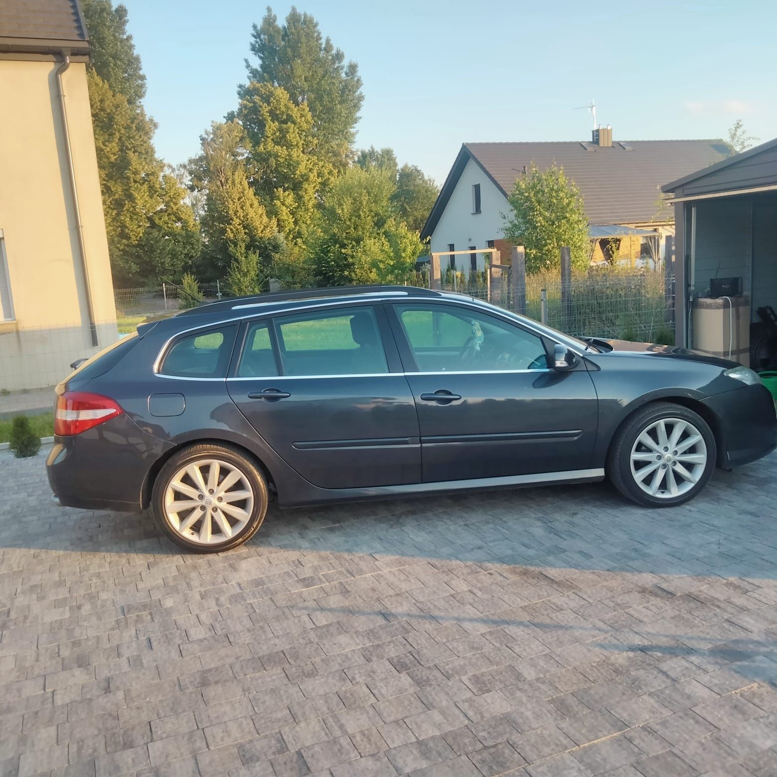 Renault Laguna 2.0dci 150km