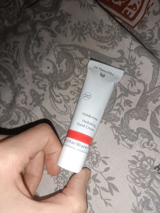 Крем для рук
Dr. Hauschka Hydrating Hand Cream