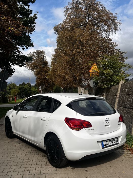 Opel Astra J 1.4 2010r Klima