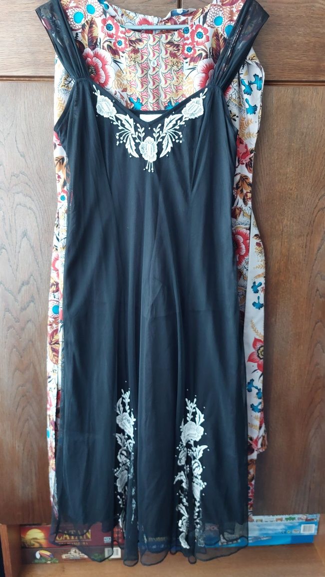 Suknia Wallis 38/40