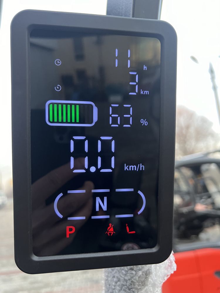 Навантажувач електричний новий EP TDL161, 4.8м., 1.6т. Li-Ion