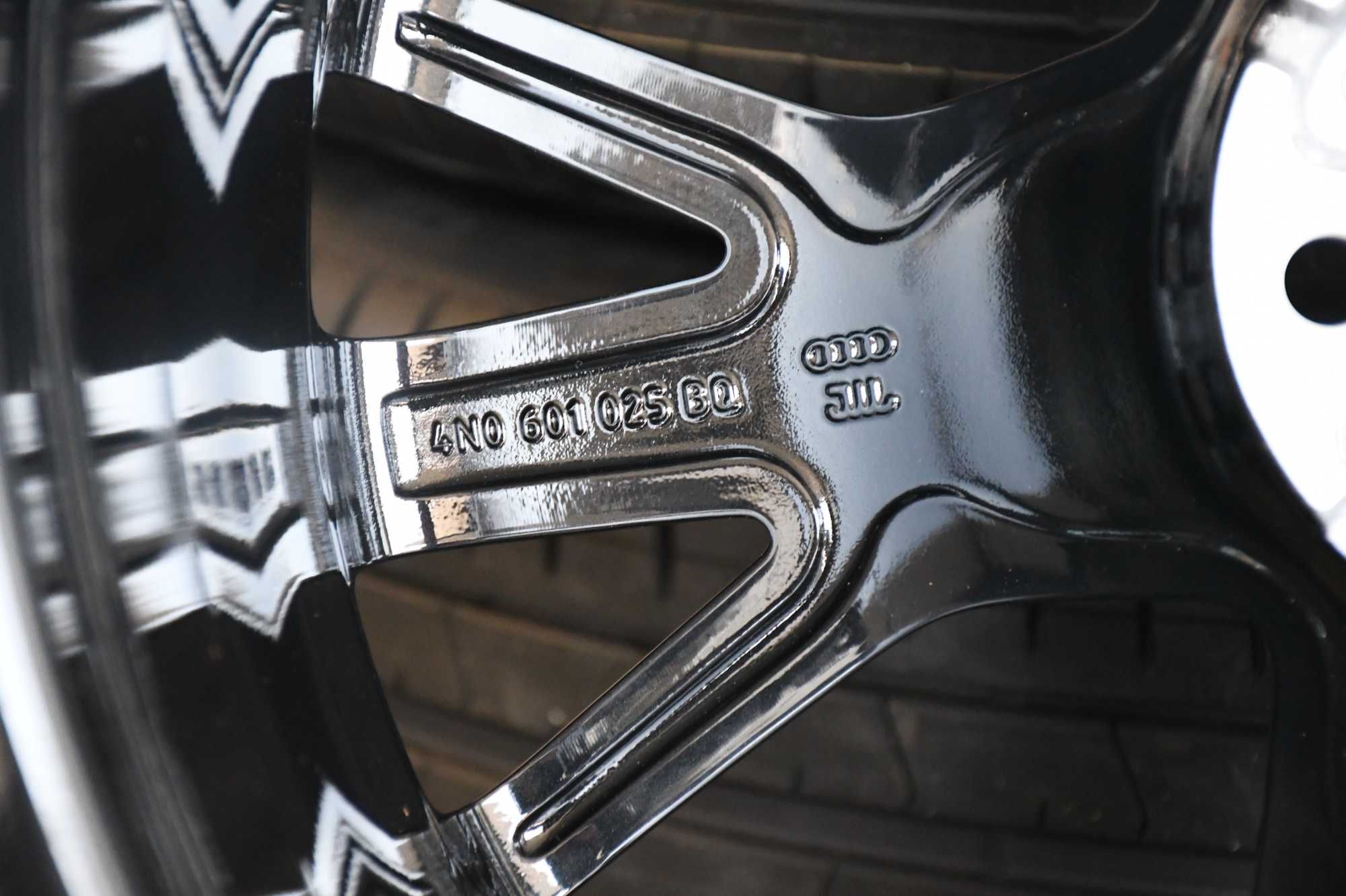 Koła Felgi Audi 20 A8 S8 D3 D4 D5 4N0.601025BQ Lato Pirelli Demo 2024r