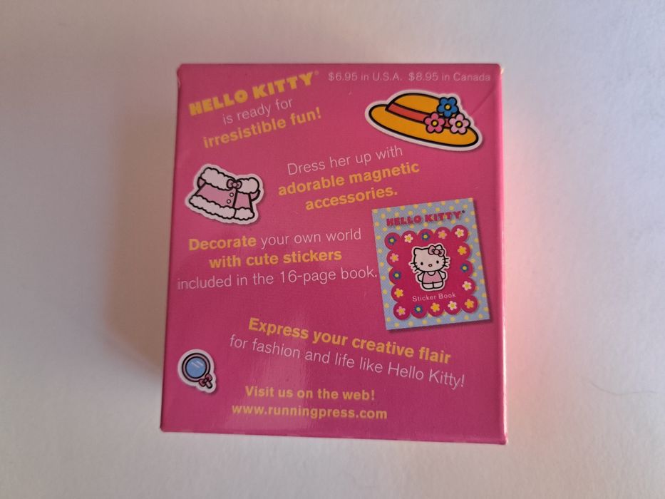 Hello Kitty figura para vestir com ímanes + livrete NOVO PORTES GRÁTIS