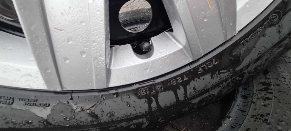 Felgi stalowe 17" VW 5x112 6,5j Bridgestone 215/65/17 demo 7,5mm 2019r
