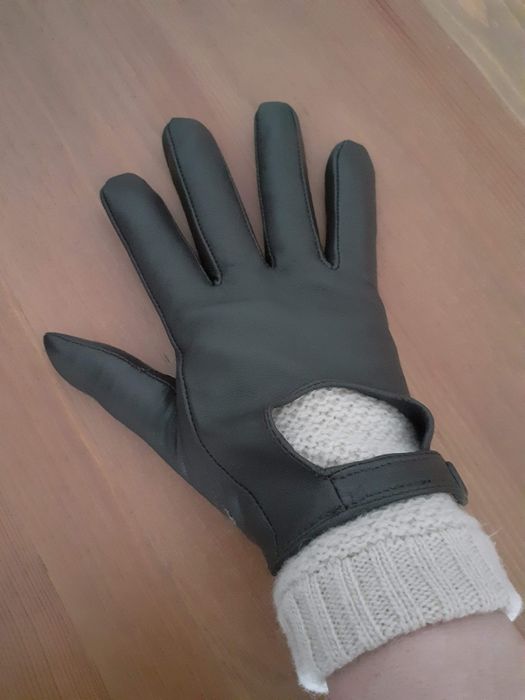 (2) Pares de luvas Castanhas em Pele Genuína ( Senhora) ZARA