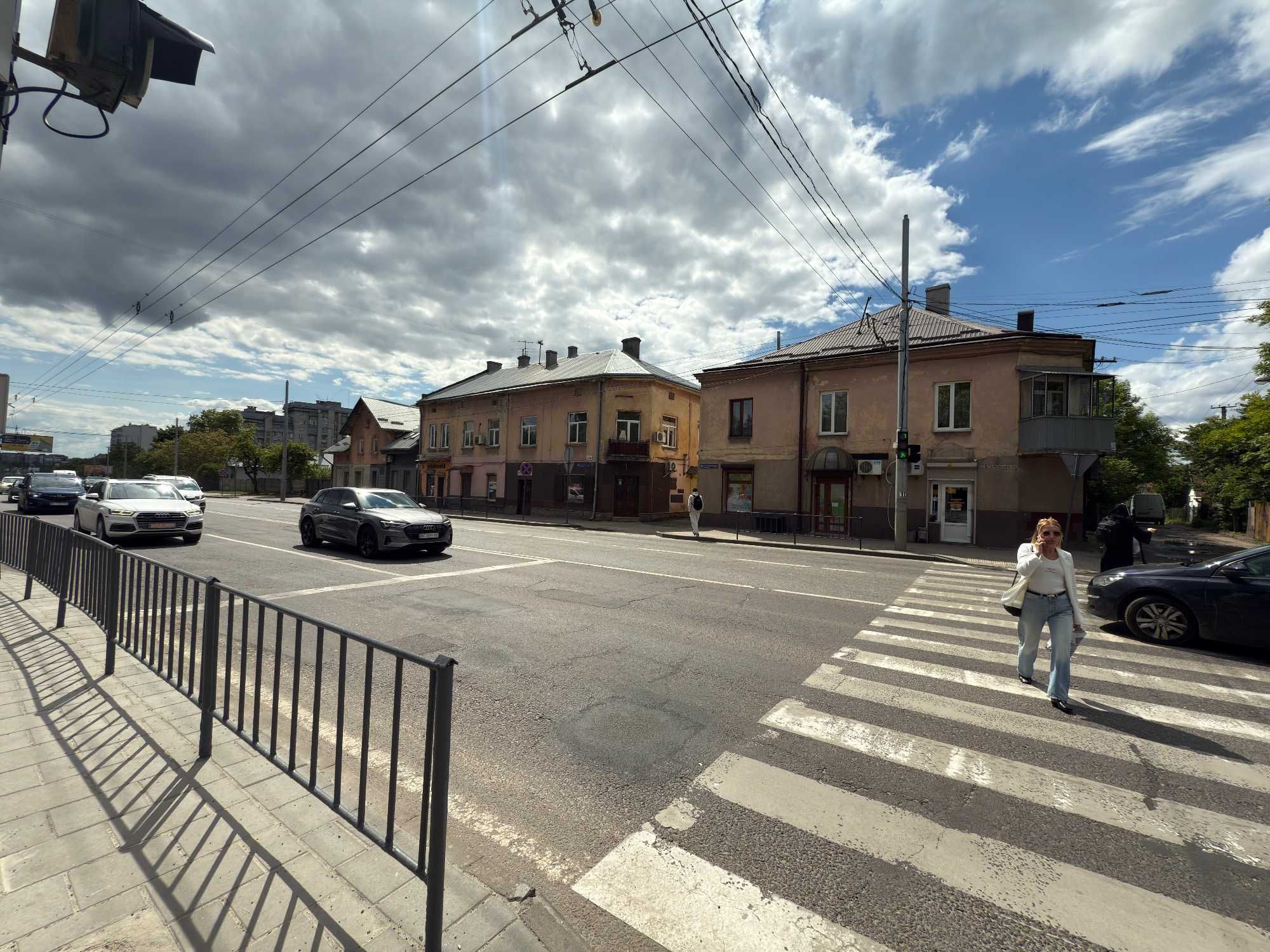 Оренда комерційного приміщення, вул. Кульпарківська, 34m², 1пов.,фасад