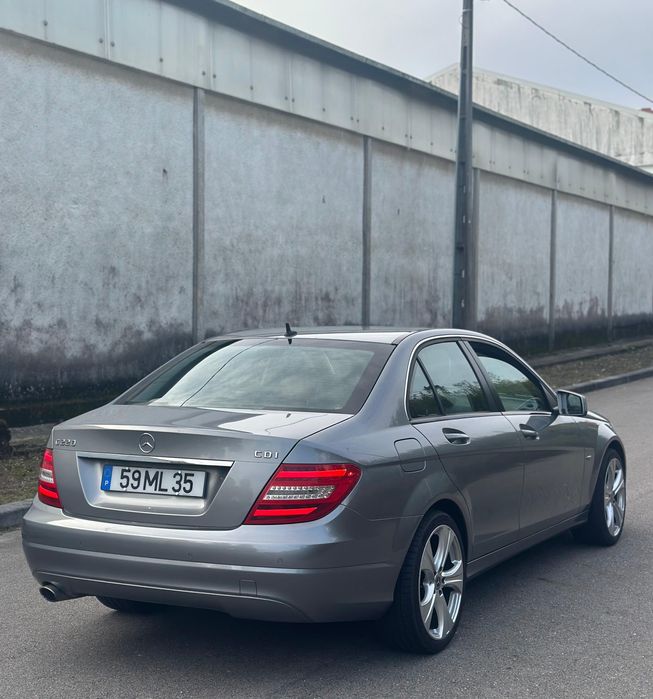 Mercedes-Benz C220 CDI BlueEfficiency 170cv 2011-Nacional [265.000km]