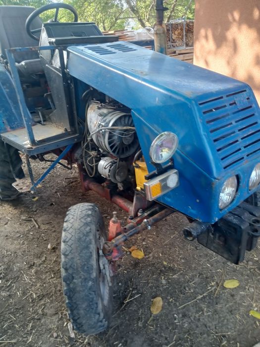 Продам трактор т 25