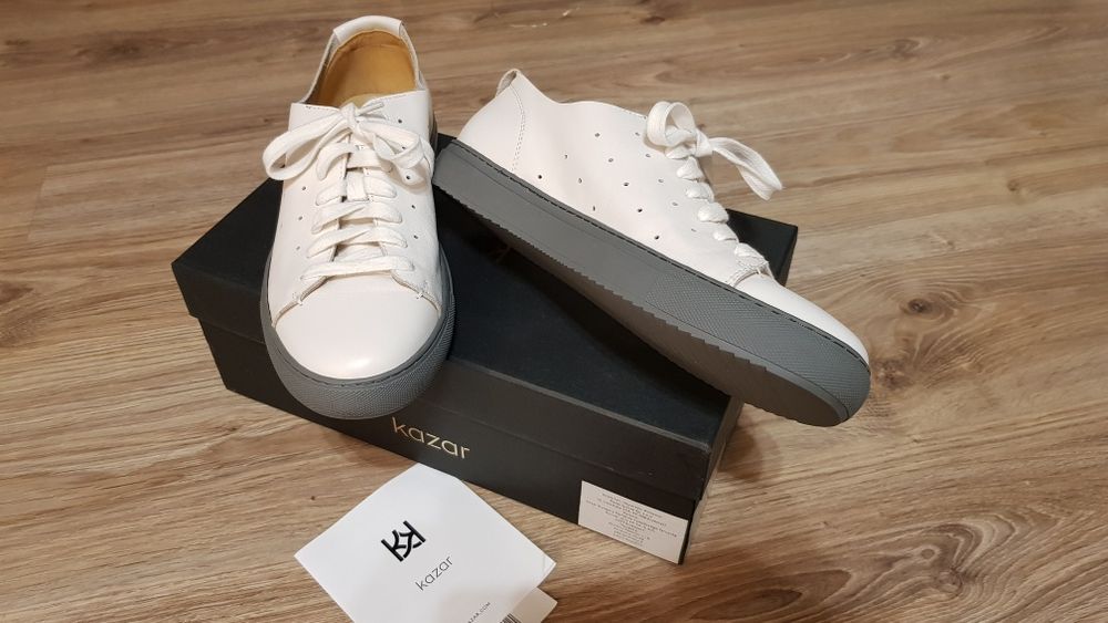Sneackers KAZAR białe roz. 42! "NOWE"