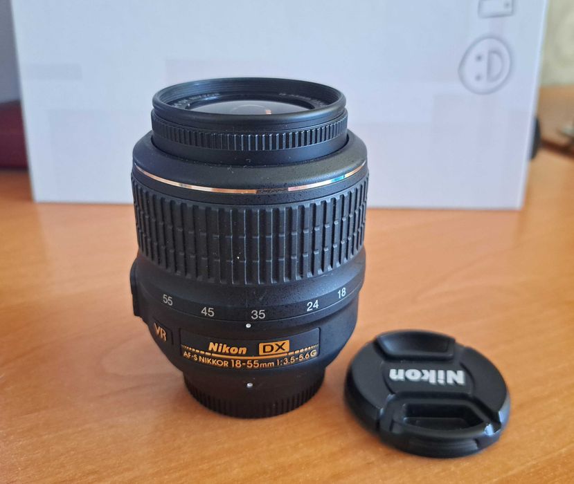 Об'єктив AF-S NIKKOR 18-55mm 1:3.5-5.6 G DX
