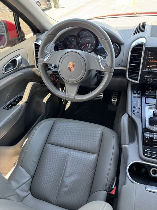 Porsche Cayenne 3,0 дизель 2013 року