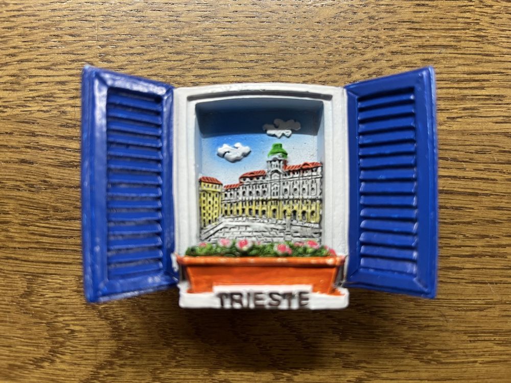 magnes na lodówkę Triest Włochy