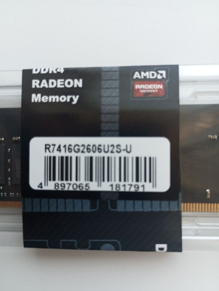 Оперативна пам'ять AMD Radeon R9 Gamer DDR4 2666MHz 16GB (R7416G2606U2