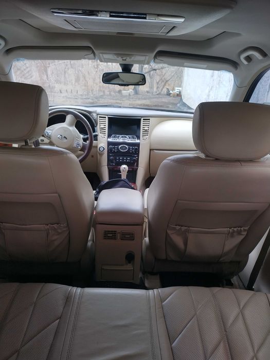 Продам Infiniti fx 5.0