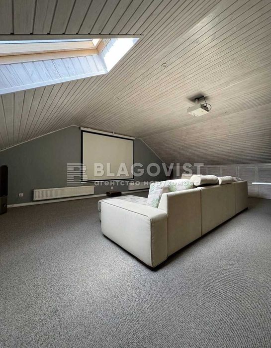 Продаж 2пов. будинку 220м2 , Хотів