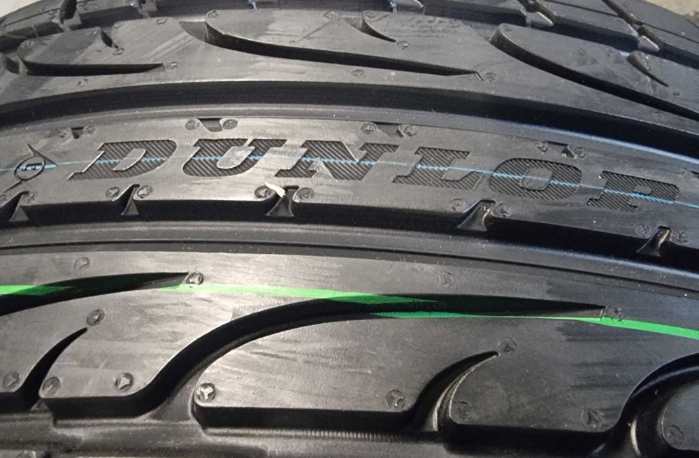 NOWE OPONY LETNIE 255/45/R19 100V Dunlop SP Maxx