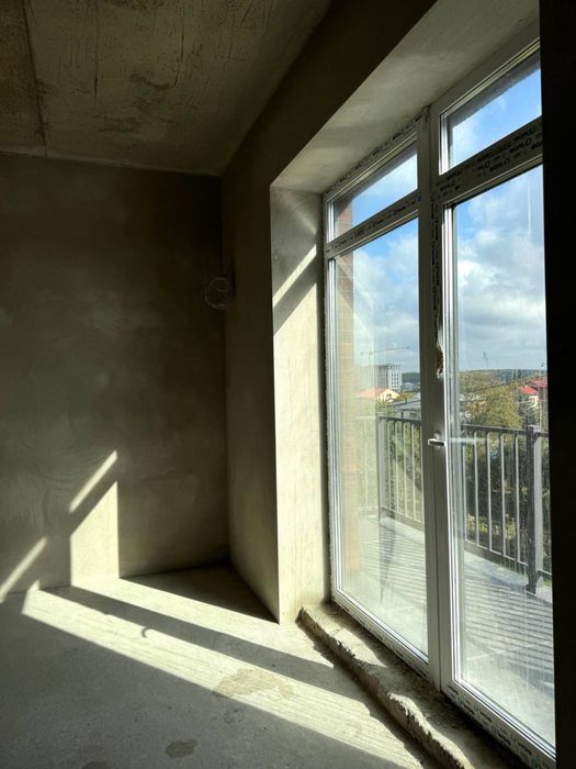 Продаж котеджу з терасою на даху м.Винники