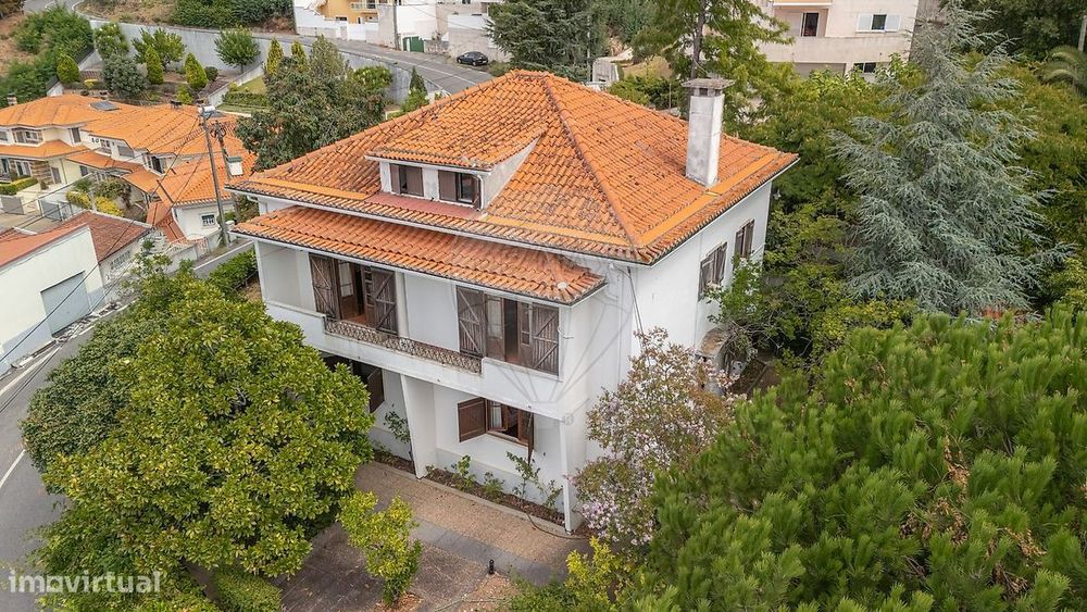 Moradia T5 para venda