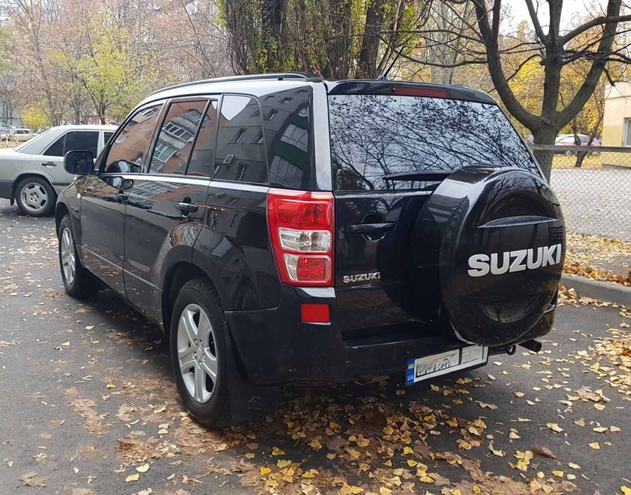 Suzuki Grand Vitara 2007 г.в. газ/бензин. В отличном состоянии.