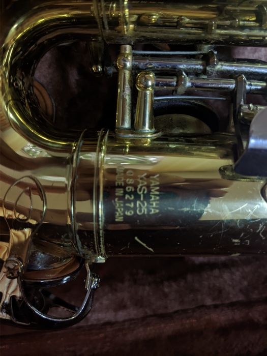 Саксофон альт Yamaha YAS-25