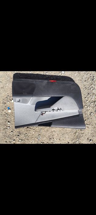 Boczek kierowcy tapicerka lewy przód passat B6 vwkolor szary