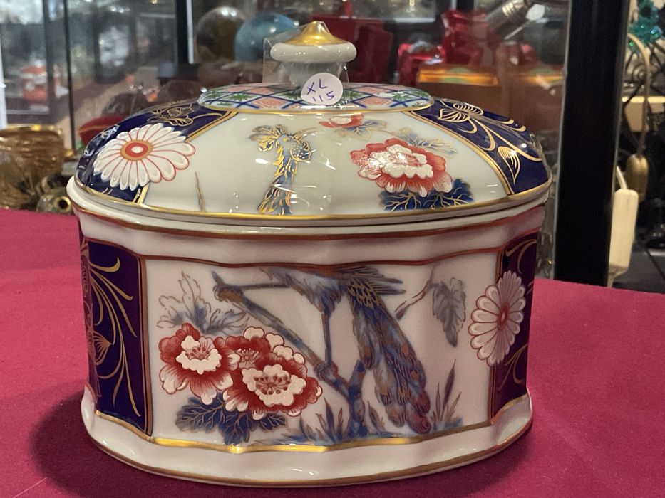 Caixa joias vista alegre 15x12 cm   Mais anúncios abaixo