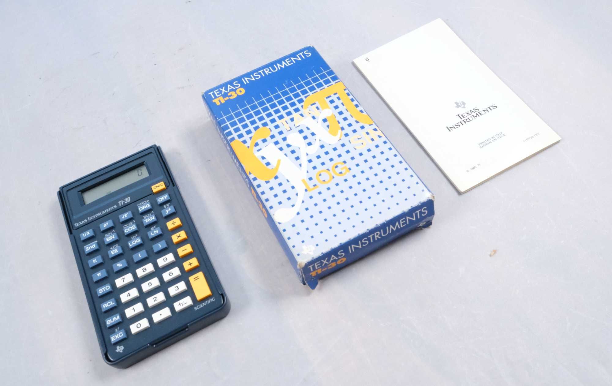 Kalkulator Texas Instruments TI 30 jak nowy