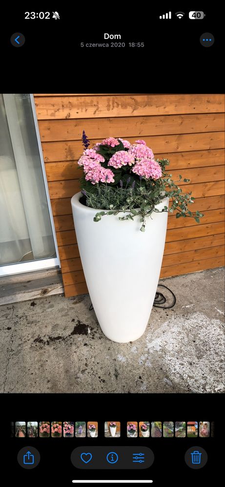 Sprzedam 2 duże donice led