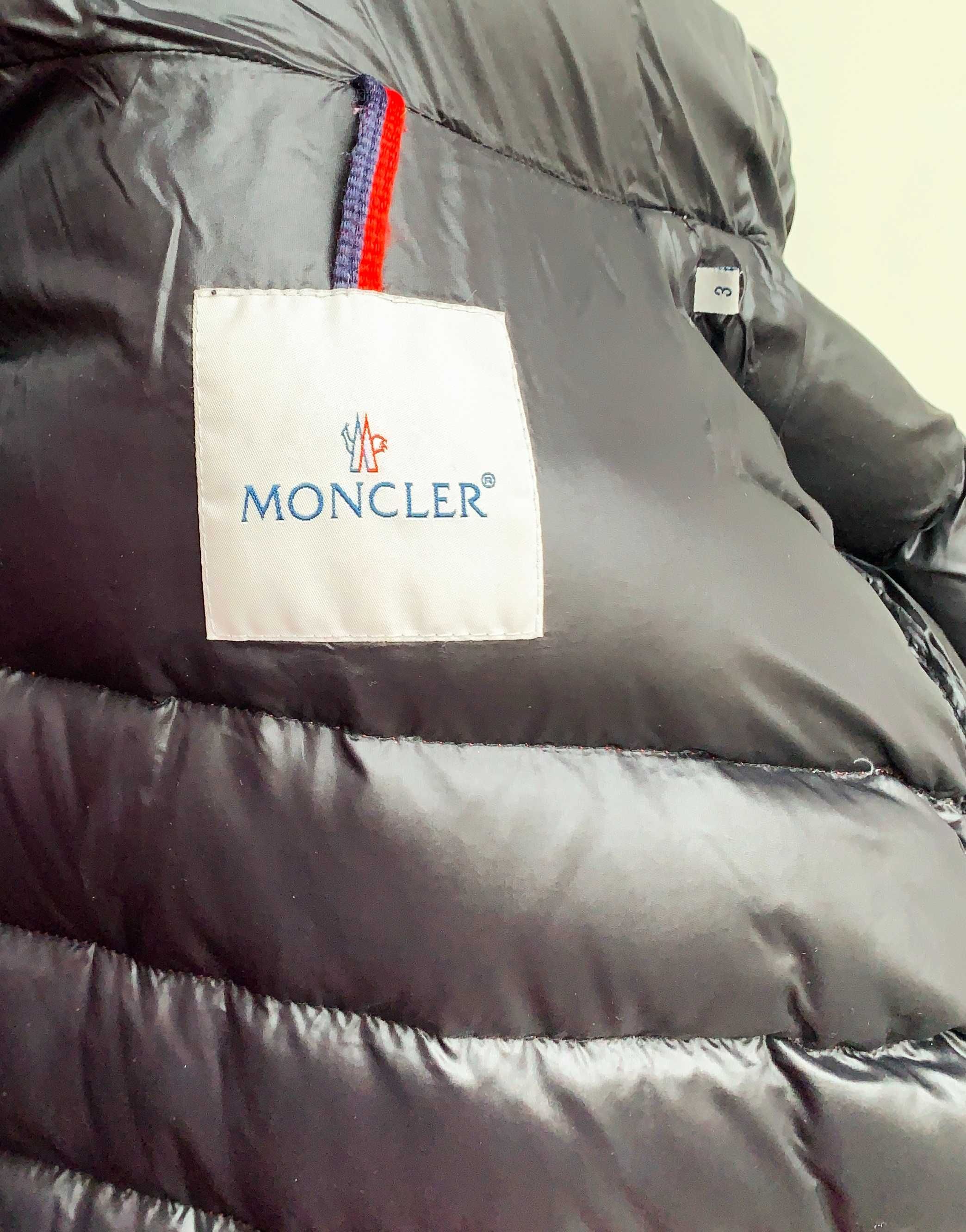 Kurtka Czerwona Moncler M 38 Size 3 Puch Czerwień