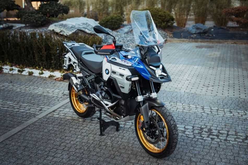WYNAJEM RENT BMW R1300 GS 2024 ADVENTURE Wypożyczalnia motocykli