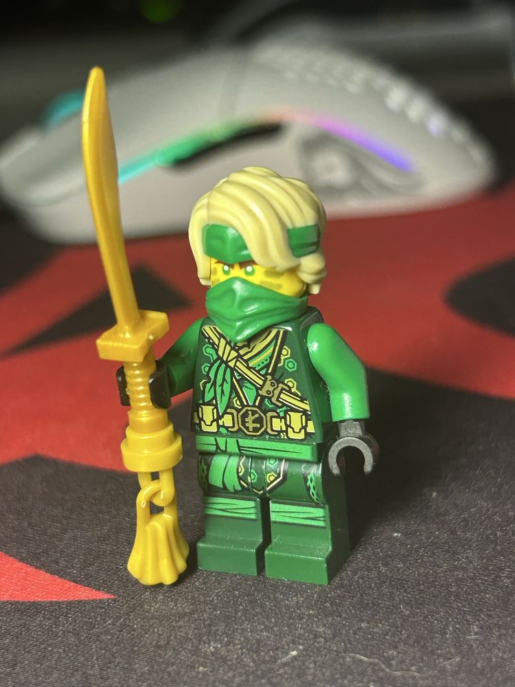 LEGO Ninjago Lloyd sezon 14 Island