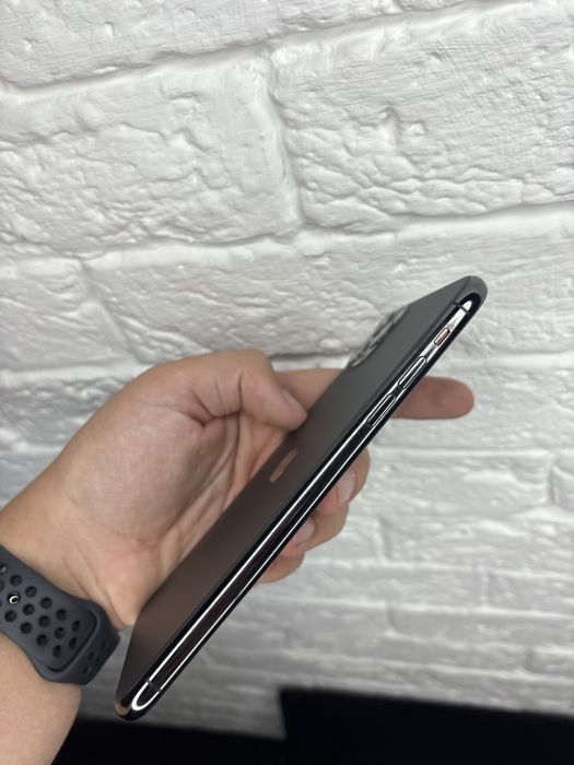 Iphone 11 pro max space gray ideal