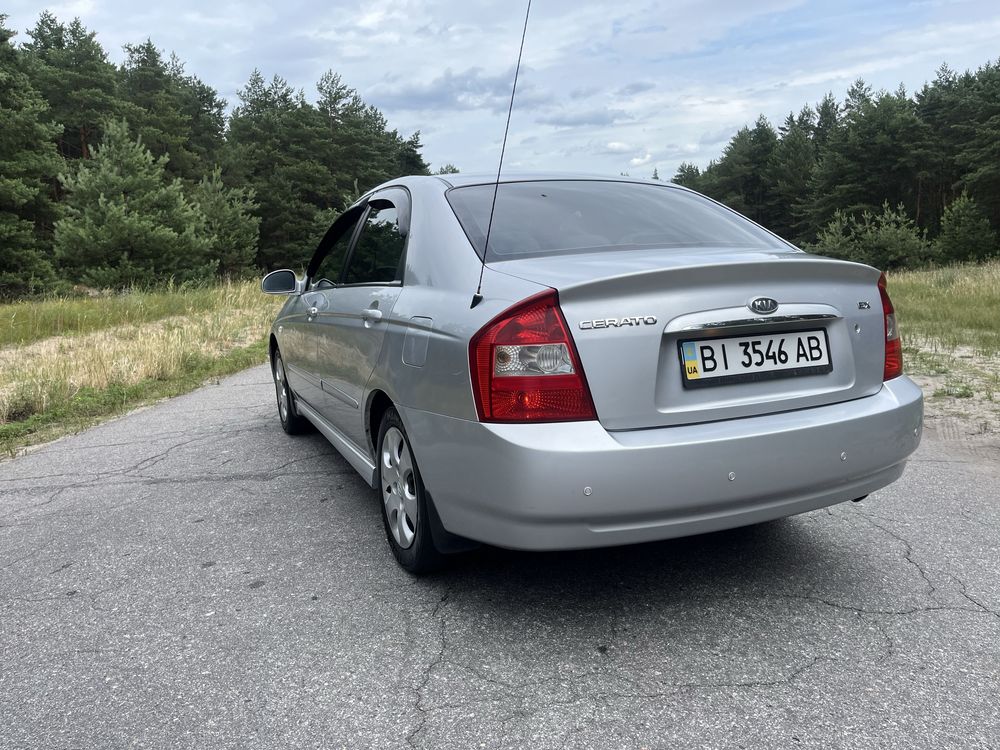 Продам дуже гарне авто з одних рук