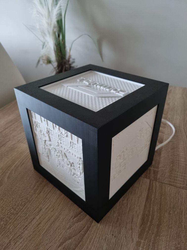 Podświetlany Box z Litofanami – Personalizowany Prezent z Efektem WOW!