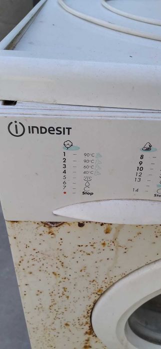 Запчастини до пральноi машини.