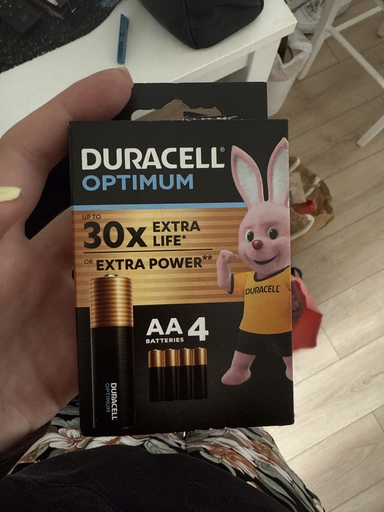 Pilhas duracell AA e AAA 4 novas alcalinas