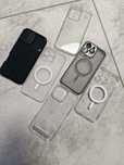 Etui iPhone 16 Pro Max Spigen inne