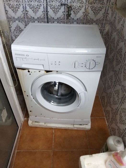 Máquina Lavar Roupa