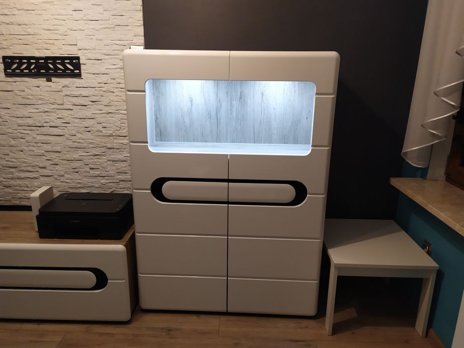 OKAZJA ! Sprzedam zestaw mebli POLECAM!