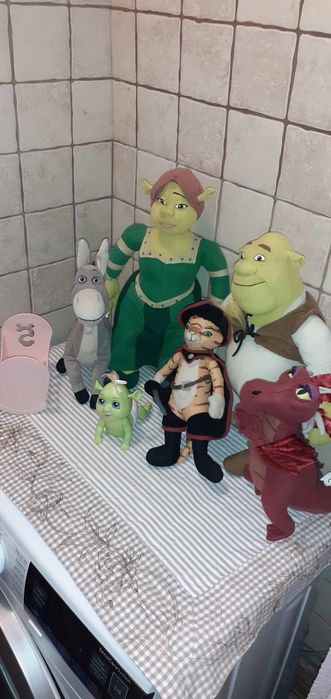 Shrek,Fiona,kot,osioł,smoczyca pluszaki z bajki