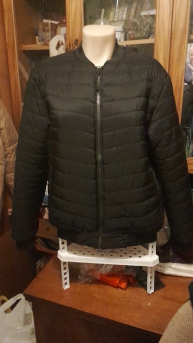 Куртка мужская р46   и жилет натуральная  кожа  р 46-48  дешево