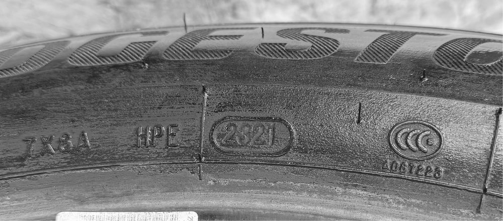 Bridgestone Dueler H/P Sport AS 235/55 r20