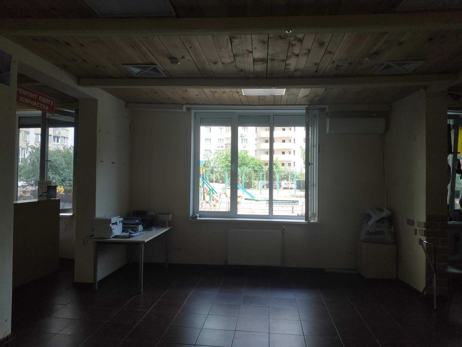 19 та 6 м2 оренда площ вільного призначення 1-й Урлівська/Позняки