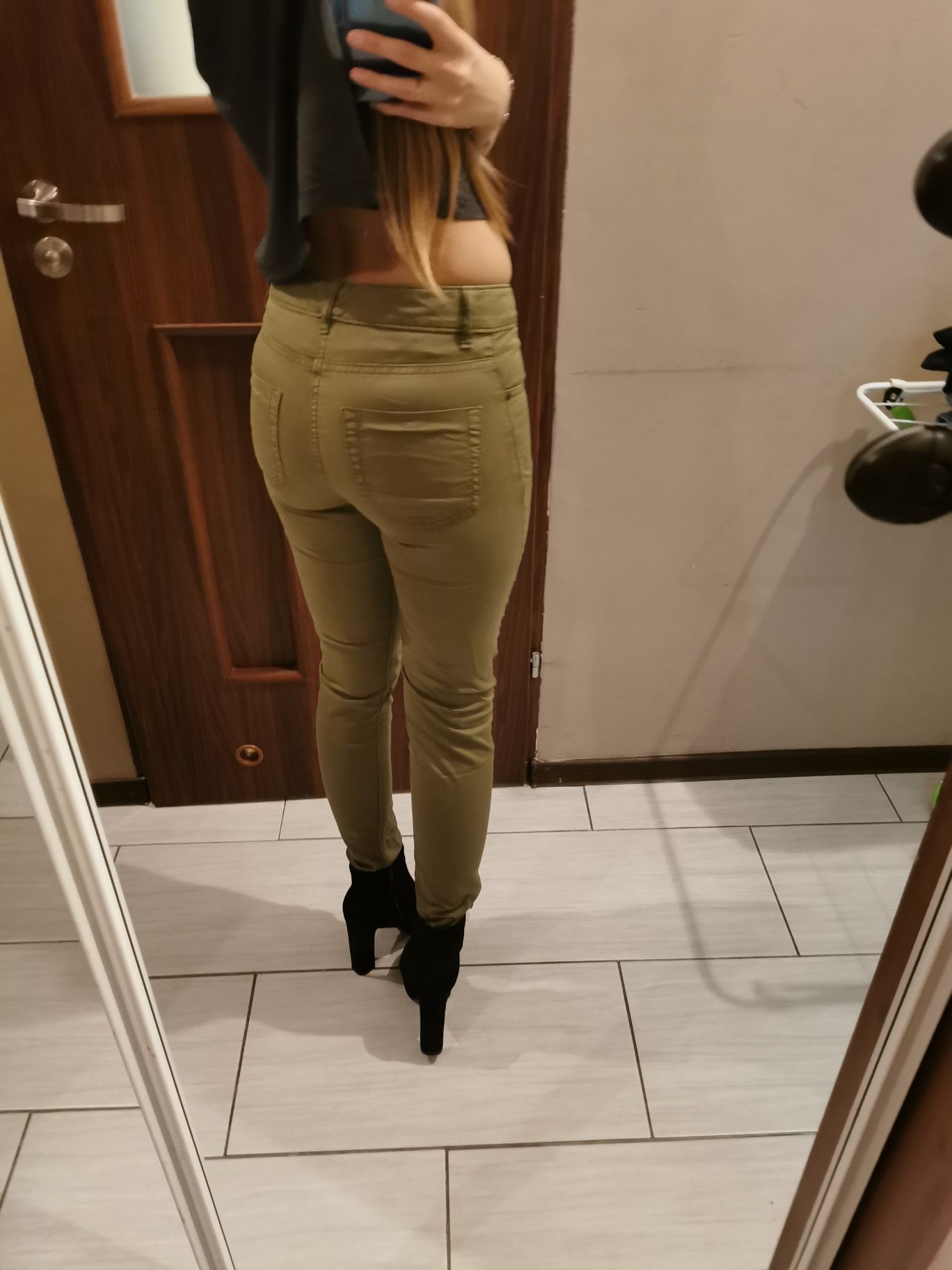 Jeansy spodnie khaki wojskowy zielony rozmiar XS