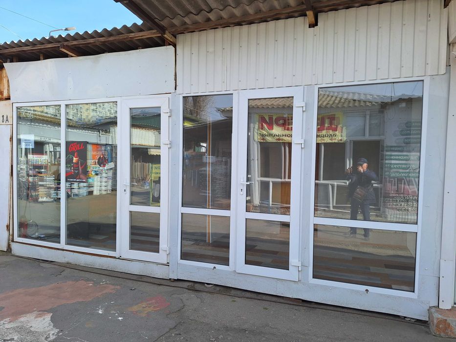 Торговый павильон на рынке Малиновский