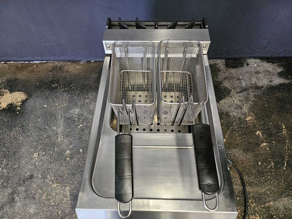 Fritadeira elétrica 18 litros